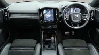 Volvo XC40 RECHARGE T4 R-DESIGN