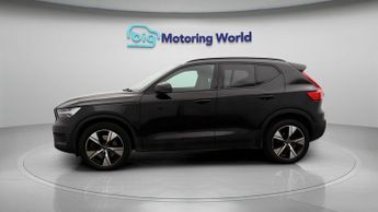 Volvo XC40 RECHARGE T4 R-DESIGN