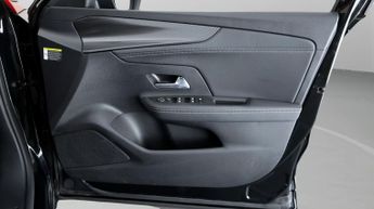 Vauxhall Mokka Electric SRI PREMIUM
