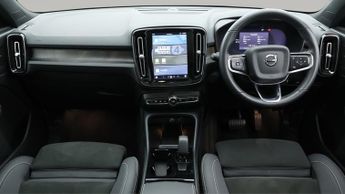 Volvo C40 RECHARGE PRO TWIN AWD