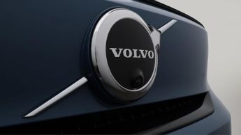 Volvo C40 RECHARGE PRO TWIN AWD