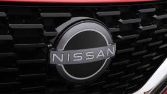Nissan Qashqai DIG-T ACENTA PREMIUM DCT
