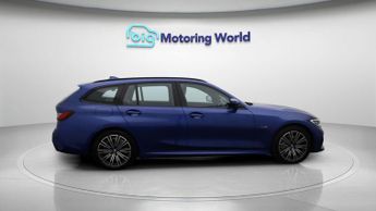 BMW 3 Series 330E M SPORT