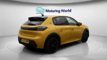 Peugeot E-208 GT