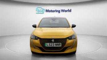 Peugeot E-208 GT