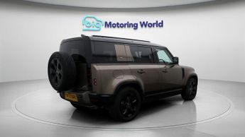 Land Rover Defender 110 X-DYNAMIC S