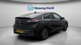Hyundai IONIQ PREMIUM SE