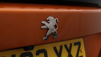 Peugeot E-2008 GT PREMIUM