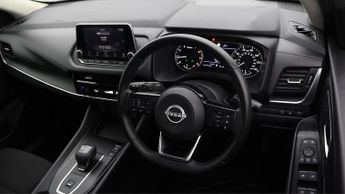 Nissan Qashqai DIG-T ACENTA PREMIUM DCT