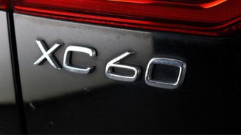 Volvo XC60 B5 MOMENTUM