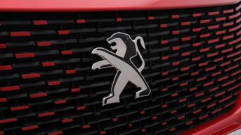 Peugeot E-2008 GT