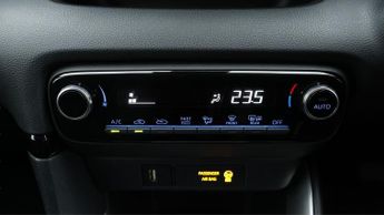 Mazda Mazda2 HYBRID AGILE