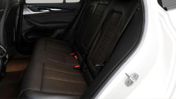 BMW iX3 M SPORT