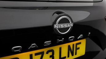 Nissan Qashqai DIG-T ACENTA PREMIUM DCT