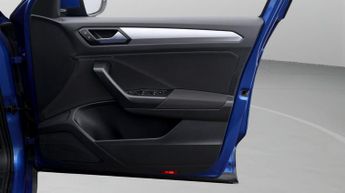 Volkswagen T-Roc LIFE TSI DSG