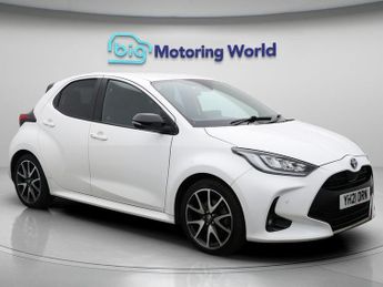 Toyota Yaris DYNAMIC