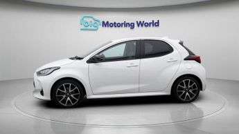 Toyota Yaris DYNAMIC