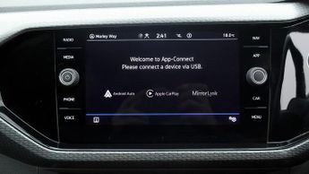 Volkswagen T-Cross R-LINE TSI DSG