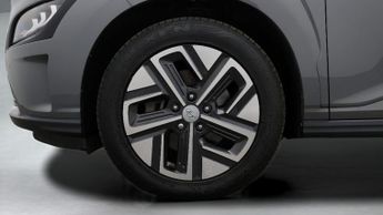 Hyundai KONA PREMIUM