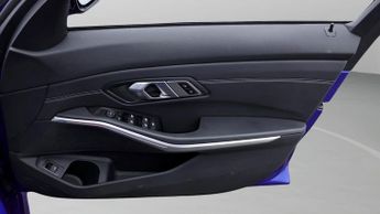 BMW 3 Series 320I M SPORT