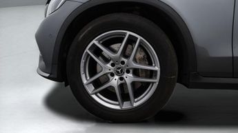 Mercedes-Benz GLC GLC 220 D 4MATIC AMG LINE