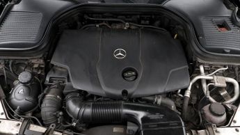 Mercedes-Benz GLC GLC 220 D 4MATIC AMG LINE