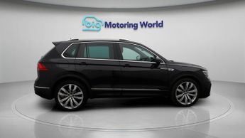 Volkswagen Tiguan R-LINE TECH TDI DSG