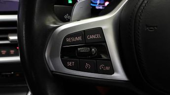 BMW 3 Series 330E M SPORT