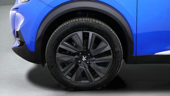 Peugeot E-2008 GT PREMIUM