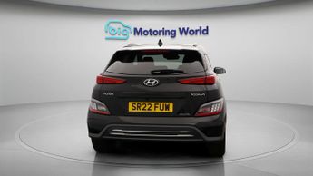 Hyundai KONA PREMIUM