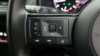 Nissan Qashqai DIG-T ACENTA PREMIUM DCT