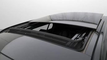 Peugeot E-2008 GT PREMIUM
