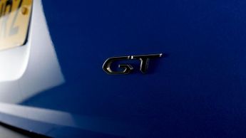 Peugeot E-2008 GT
