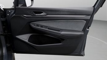Volkswagen Golf R-LINE TDI DSG
