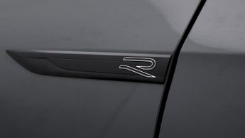 Volkswagen Golf R-LINE TDI DSG