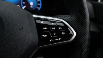 Volkswagen Golf R-LINE TDI DSG