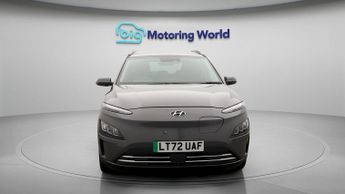 Hyundai KONA PREMIUM