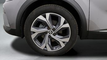 Renault Captur RS LINE E-TECH