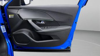 Peugeot E-2008 GT
