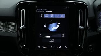 Volvo XC40 D4 R-DESIGN PRO AWD