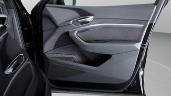 Audi e-tron QUATTRO BLACK EDITION