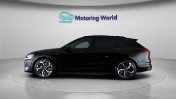 Audi e-tron QUATTRO BLACK EDITION