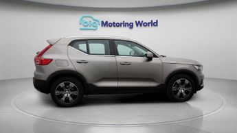 Volvo XC40 B4 INSCRIPTION