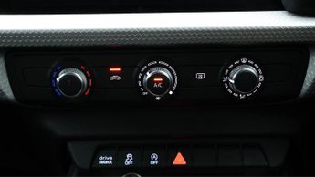 Audi A1 SPORTBACK TFSI S LINE