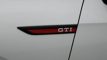Volkswagen Golf GTI TSI DSG