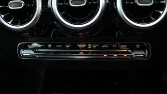 Mercedes-Benz GLA GLA 200 SPORT
