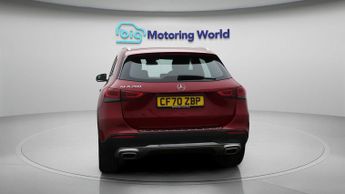 Mercedes-Benz GLA GLA 200 SPORT