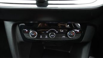 Vauxhall Corsa Electric ELITE NAV PREMIUM