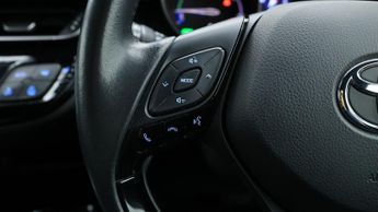 Toyota C-HR DYNAMIC