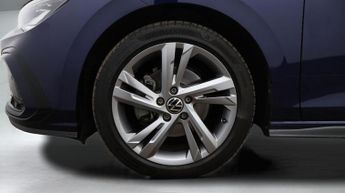 Volkswagen Golf R-LINE TDI DSG
